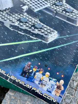 LEGO Star Wars Millennium Falcon (2000)