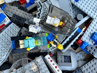 LEGO Star Wars Millennium Falcon (2000)