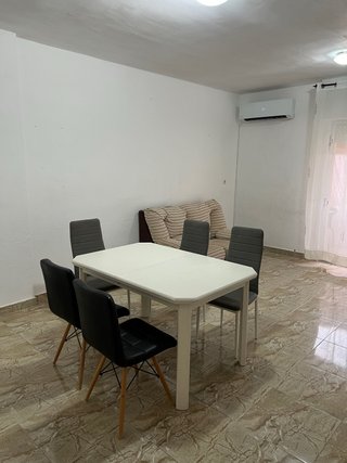 Piso En Alquiler