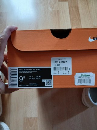 Nike W Blazer Low '77 Jumbo crema/Blanco