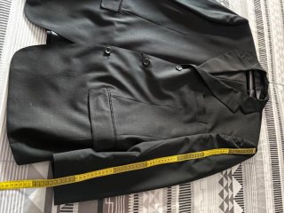 Elegante traje Sergio Versari Talla 60 Negro