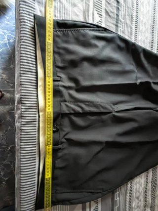 Elegante traje Sergio Versari Talla 60 Negro