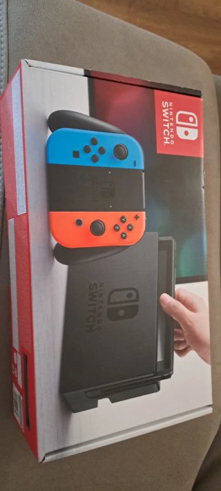 Nintendo Switch Azul y Rojo
