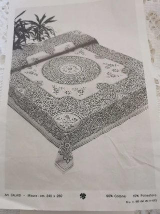 Copriletto matrimoniale vintage in pizzo anni 70