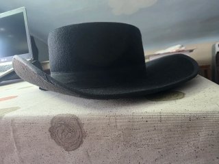 Traje de flamenca negro y rojo