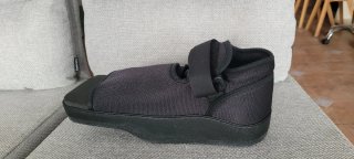Zapato ortopédico negro
