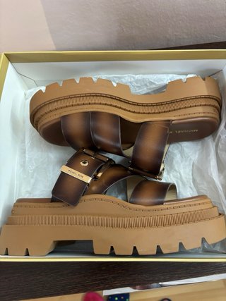 Sandalias Michael Kors Marrones