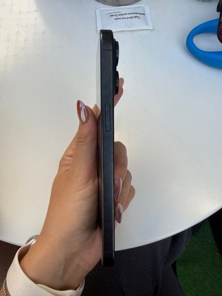 iPhone 15 Pro Negro