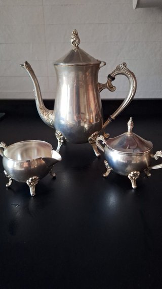 Juego Tetera, Azucarero y Lechera Plata