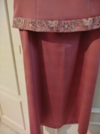 Traje de madrina-acompañante boda rosa con encaje