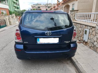 Toyota Verso 2004
