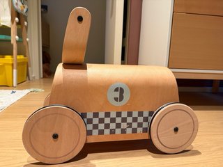 Correpasillos y andador de madera