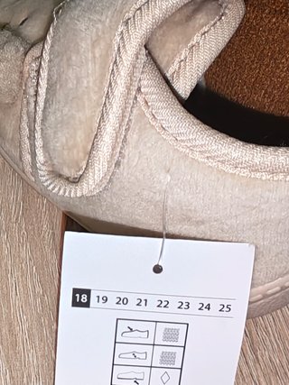 Zapatillas de casa ovejita talla 18
