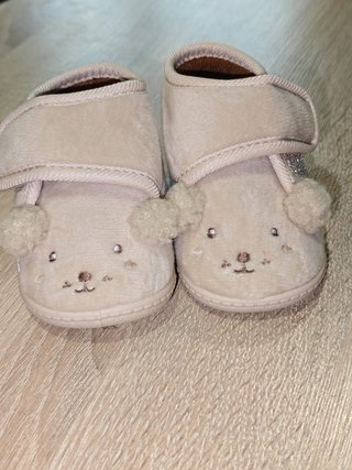 Zapatillas de casa ovejita talla 18
