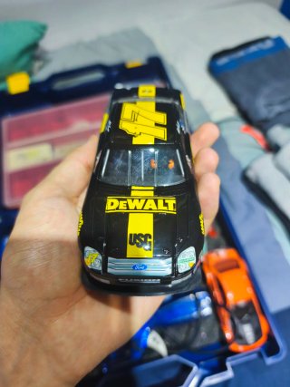 Maletín Scalextric con coches