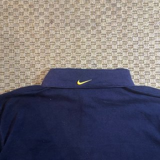 Polo Nike Vintage Azul Marino y Amarillo Vintage