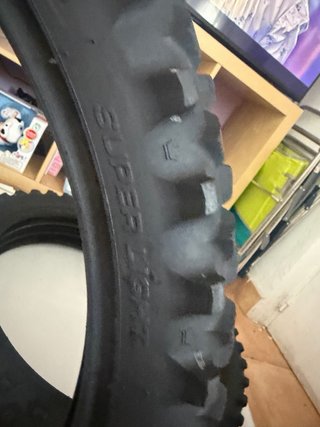 Neumático Motocross Delantero 90/100-21 (57R)