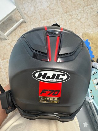 Casco HJC F70 con intercomunicador