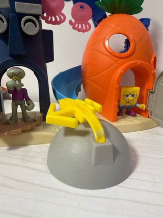 Casa Bob Esponja Piña y Calamardo