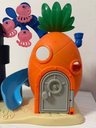 Casa Bob Esponja Piña y Calamardo