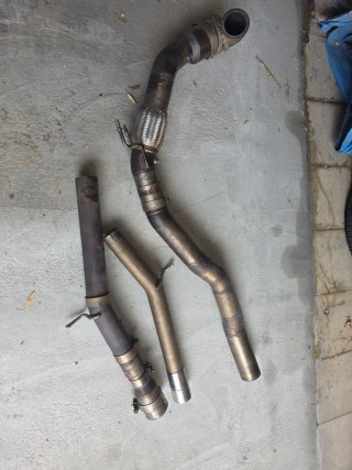 Downpipe Golf R 200 celdas