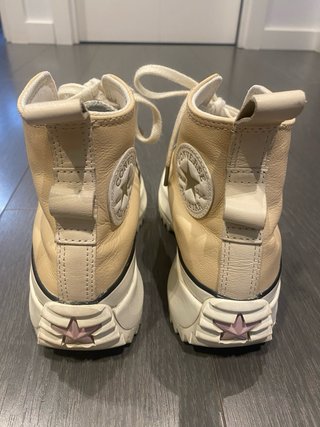Converse Run Star Hike Plataforma Beige de piel