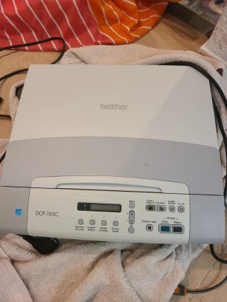 Impresora Escáner Brother DCP-165C