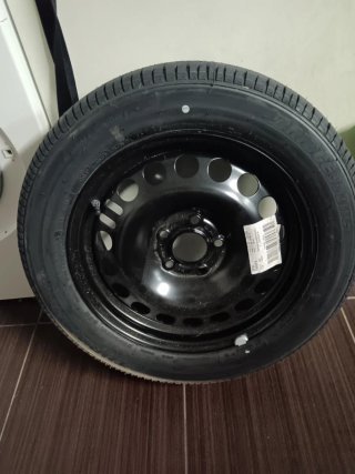 Rueda de Recambio 215/55 R16