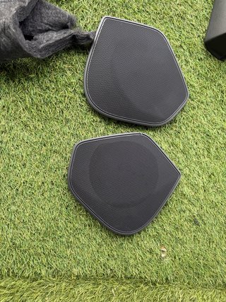 2 Tapas de Altavoces para Puertas Audi A7