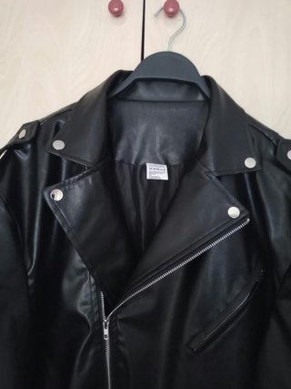 Chaqueta Rocker/Motera Estilo Cuero Negro "XL"