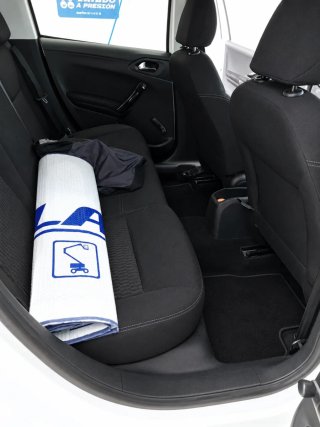 Peugeot 208 2014