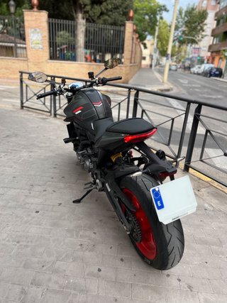 Ducati Monster 937