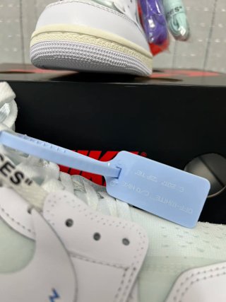 Nike Air Jordan 1 Off-White