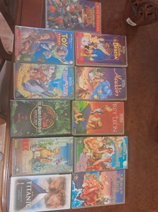 Lote de 12 Películas en VHS