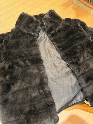Chaqueta pelo sintético negra Talla S