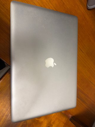 MacBook Pro 17” Mid 2009 Plata