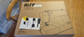 Máquina de coser ALFA 720+