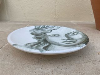 Plato Decorativo Venus Pintado a Mano