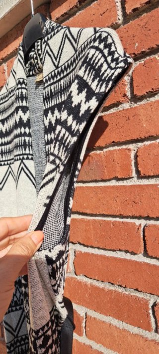 Chaleco con estampado étnico