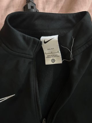 Jersey Nike Negro Media Cremallera