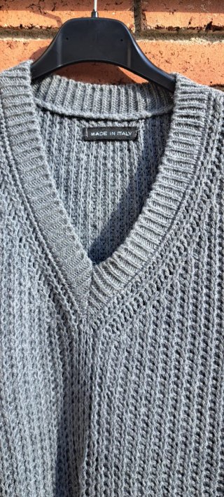 Chaleco de punto gris