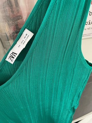 Conjunto Vestido y Chaqueta Zara Verde