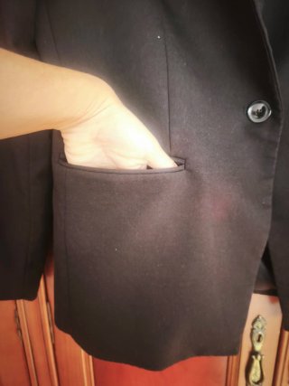 Americana Mango Negra Talla 40