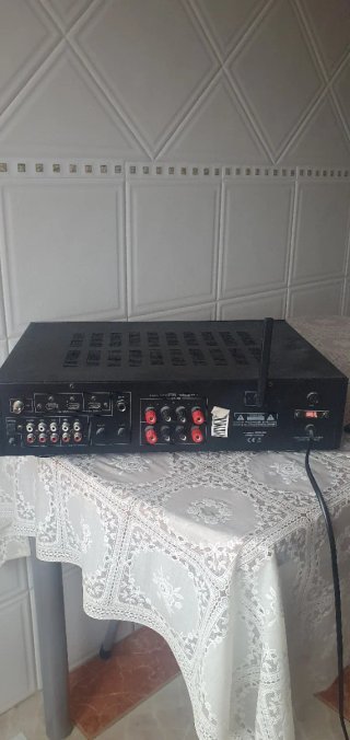Amplificador Stereo Fonestar Negro poco uso!!