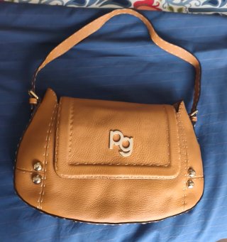 Bolso de Piel Purificación García Camel