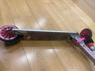 Patinete Oxelo con suspensión
