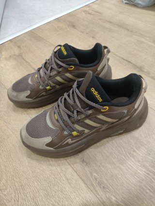 Zapatillas Adidas Ozwave Surge Marrón Unisex