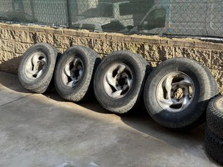 4 Llantas Hyundai Galloper R15