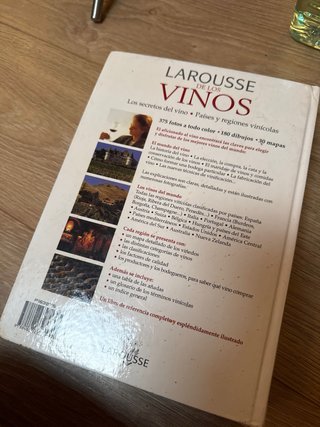 Larousse de los vinos: los secretos del vino : ...