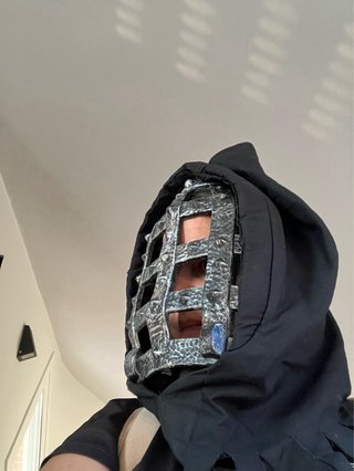 Máscara de Halloween con Capucha y Cuchillo